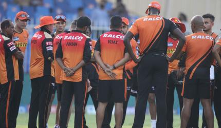 Will Sunrisers dent KKR's play-off prospects?