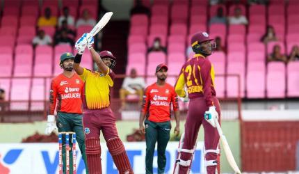 Simmons expects batters to come good against India 