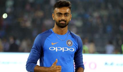 Visa issues to keep Unadkat out of fray for 1st Test 