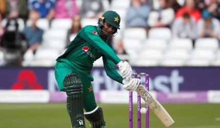 Fakhar's ton again fires Pakistan past New Zealand