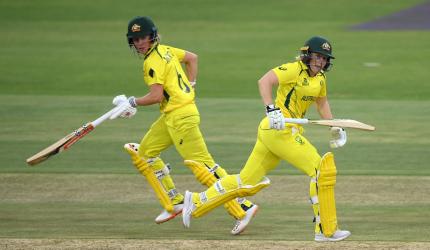 Women's T20 WC: Australia cruise past Sri Lanka