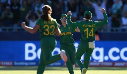 Under dogs South Africa to keep calm in final vs Aus