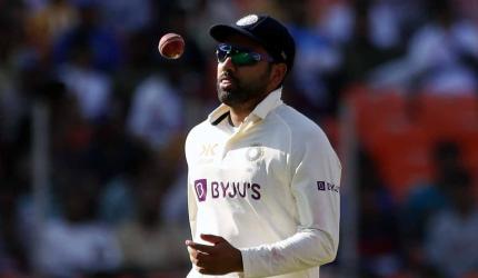 Will leaking runs in last session hurt India?