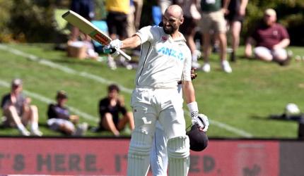 Mitchell, Henry lead New Zealand fightback on Day 3