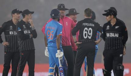 Umpires announced for World Cup semis