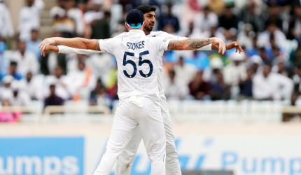 Bashir's magic stuns India: Can the hosts bounce back?