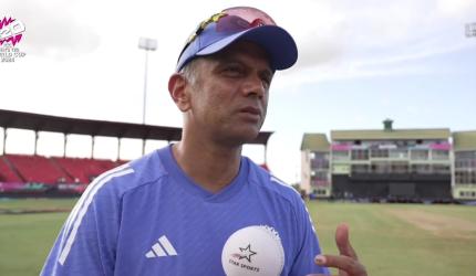 Dravid downplays broadcaster's #DoItForDravid trends