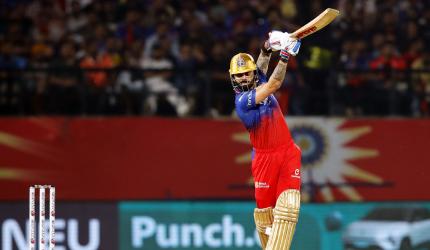 IPL: King Kohli continues to shatter records!