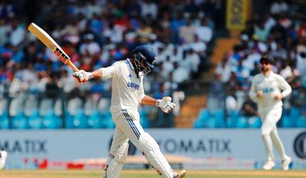 Experts Slam India's 'Embarrassing' Performance