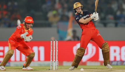 WPL: Ghosh, Perry power RCB to record breaking chase!