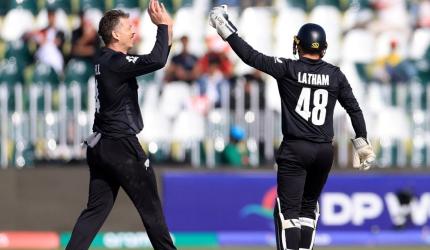 How NZ brushed aside tricky Bangladesh 