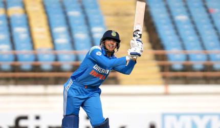 Mandhana inches closer to top spot in ODI rankings