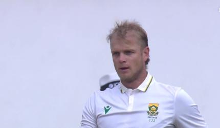 Bosch rewrites history as Proteas trounce Zimbabwe