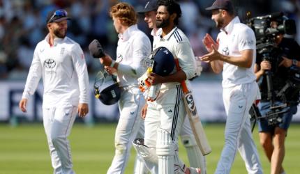 'They didn't deserve to lose' - Jadeja wins hearts...