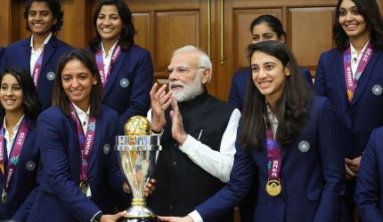 PIX: PM Modi hosts victorious women cricketers