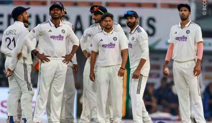 5 Mistakes Which Cost India Kolkata Test