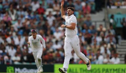 England quick says pace attack can stun Australia