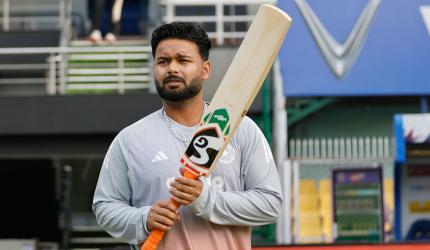 'Sorry we couldn't...': Pant apologises to fans