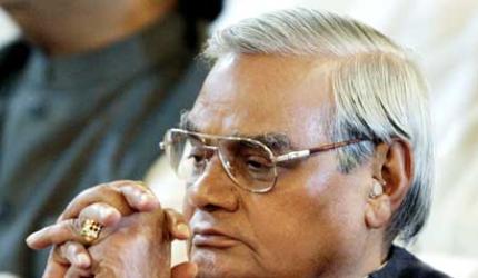 Ex-PM Atal Bihari Vajpayee to receive Bharat Ratna at home today