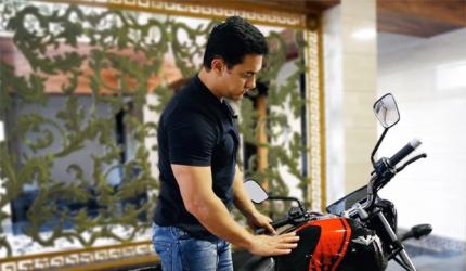 Aamir Khan buys India's patriotic motorcycle