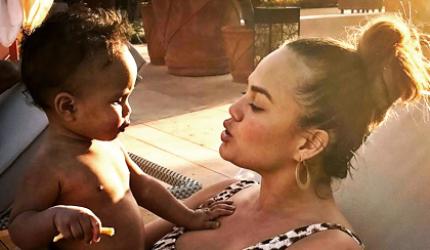 6 times Chrissy Teigen gave us serious #motherhood goals