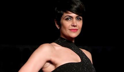 Mandira, Kubbra, Mandana glam up LFW finale