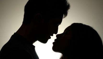 5 simple tips to spice up your intimacy