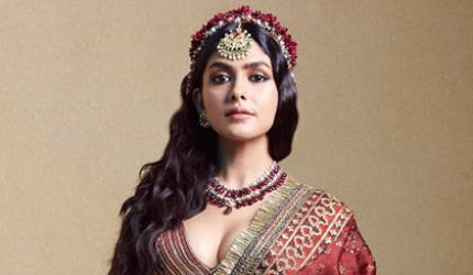 Mrunal WOWS in Bridal Red!