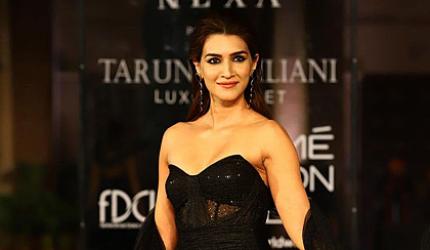 Breathtaking! Kriti Sanon in Black