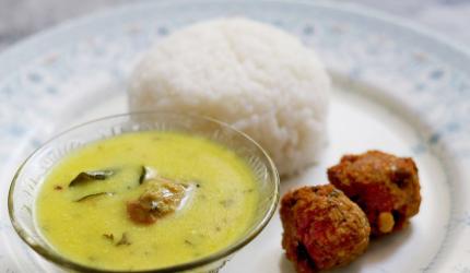 Recipe: Dahi Kadhi With Dal Vada