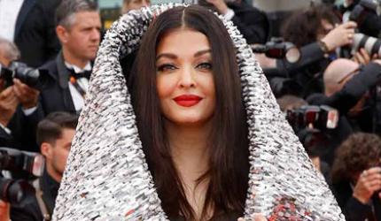 Vote! Aishwarya's STRANGE Cannes Outfits