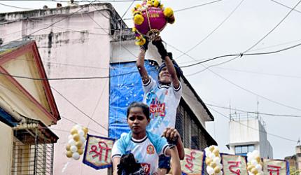 Lady Govindas Celebrate Dahi Handi