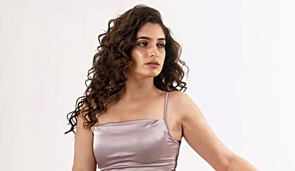 Tejaswini And Her Many Moods 