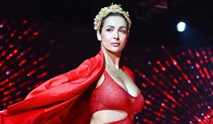 Malaika, Sunny Turn The Runway Red Hot