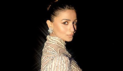 Alia Chooses Awesome!