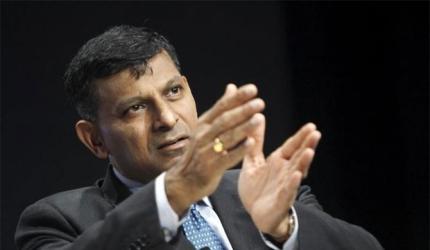 Economy has bright spots & very dark stains: Rajan