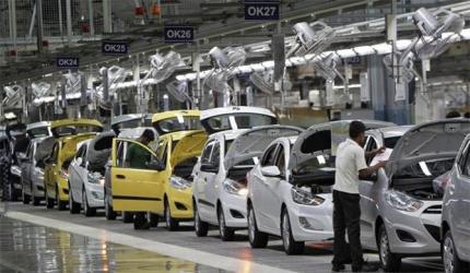 Carmakers drive home 9% growth