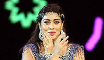 PIX: Shriya Saran sizzles at CineMAA Awards