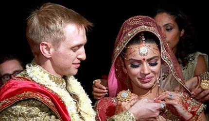 PIX: Aashka-Brent get married