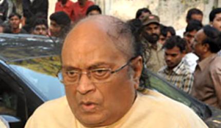 Telugu poet C Narayana Reddy passes away