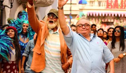 102 Not Out Review: Rishi Kapoor steals the show