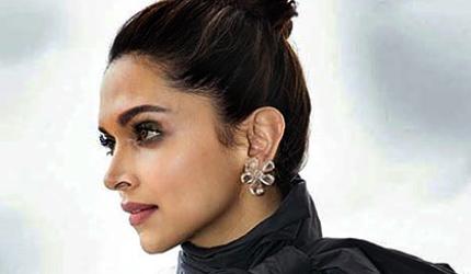 Cannes 2019: Deepika loves her bows