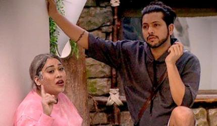 BB15: Afsana's 'fasts';Tejasswi 'chokes'