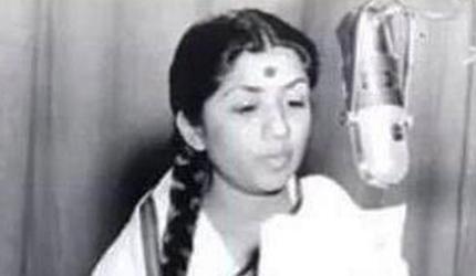 Lata loved to sport jeans