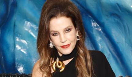 2 Days After Globes, Elvis' Daughter Dies