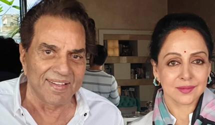 Hemaji's Beautiful Memories With Dharamji