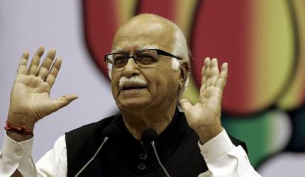 Vajpayee's initiative must be taken forward: Advani on Modi's Pak visit