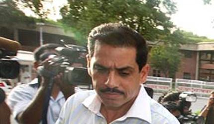 Centre is desperate, blundering: Vadra slams government on note ban