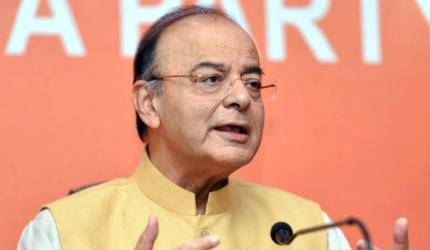 2G scam, CWG loot, not demonetisation: Jaitley hits back at Manmohan