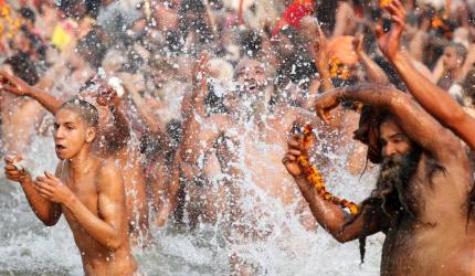 Sangam turns into biggest confluence of human faith as 5 cr take dip